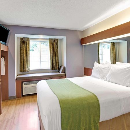 Microtel Inn & Suites By Wyndham Cherokee Eksteriør bilde