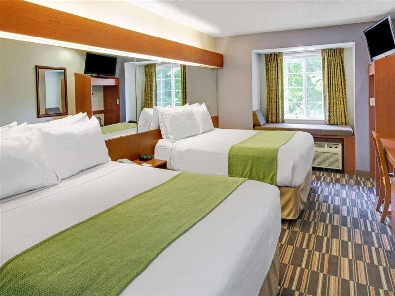 Microtel Inn & Suites By Wyndham Cherokee Eksteriør bilde
